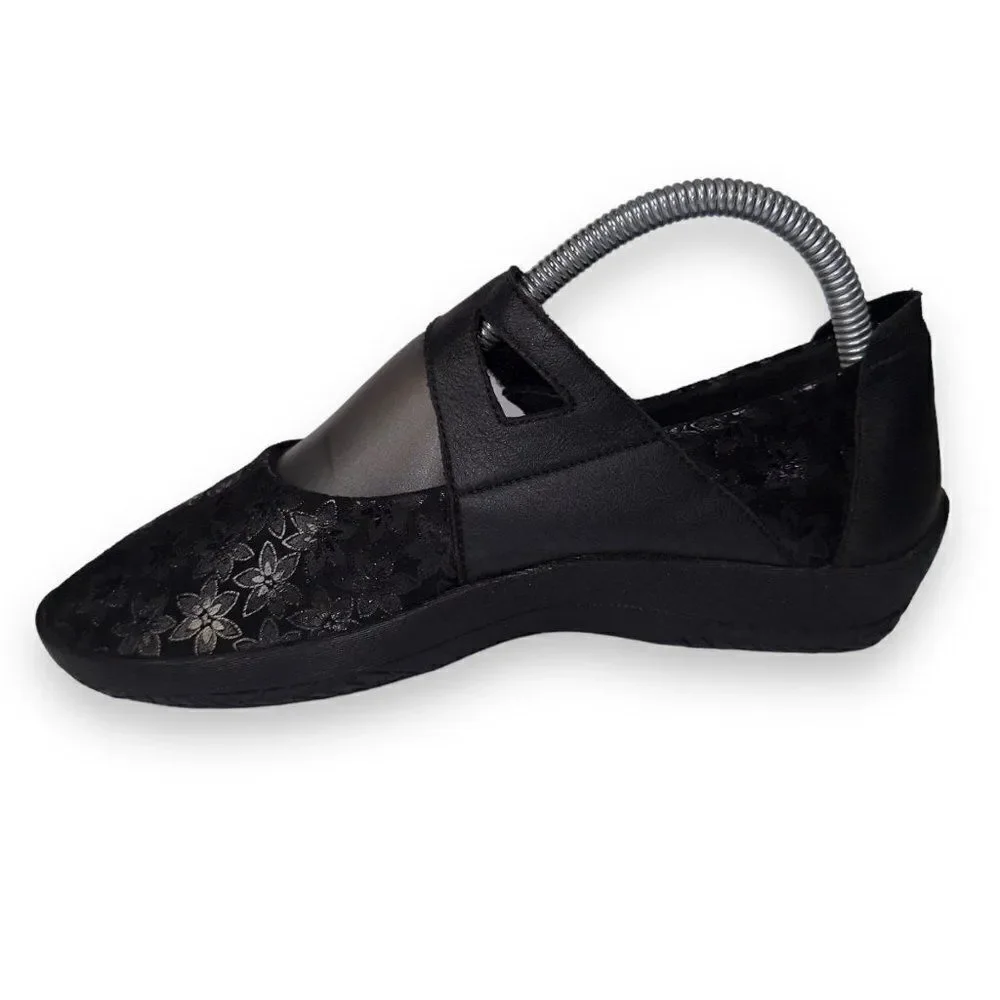 Arcopedico‎ Cosmo Flower Mary Jane Loafers Black / Silver Women's 7